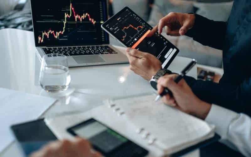 Managed portfolios offer expert-driven investment strategies, helping individuals navigate market complexities with confidence.