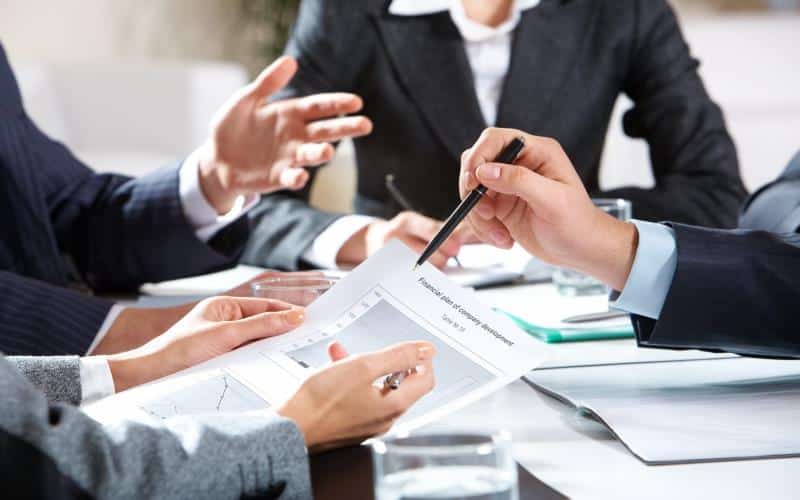 Why Every Business Needs GovCon Management Software to Win Contracts