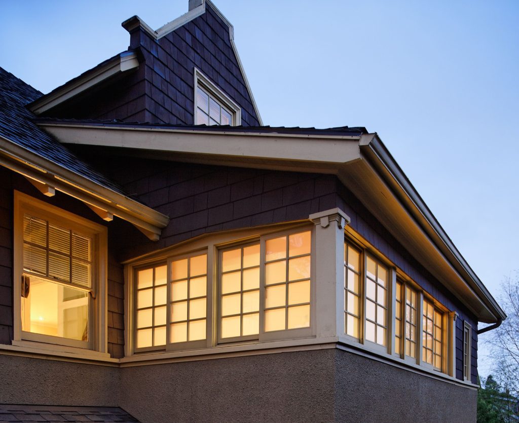 How Can Roof Experts Protect Your Home in Case of Natural Disasters in Little Rock