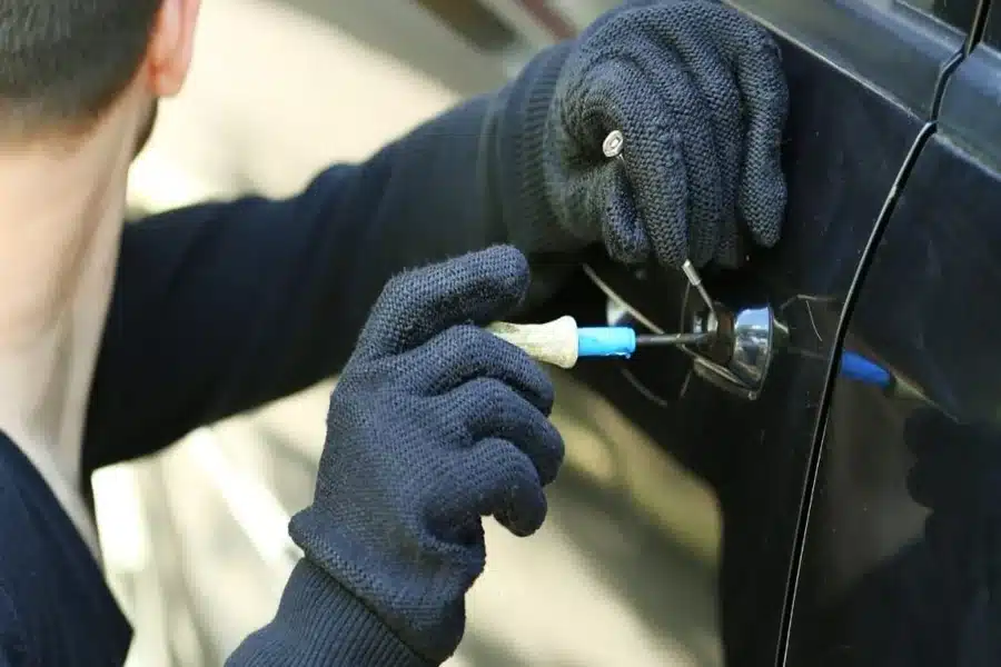 How Rapid Response Technicians Handle Unexpected Lockouts