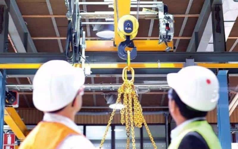 Explore the latest innovations in loading and unloading processes driven by smart logistics.