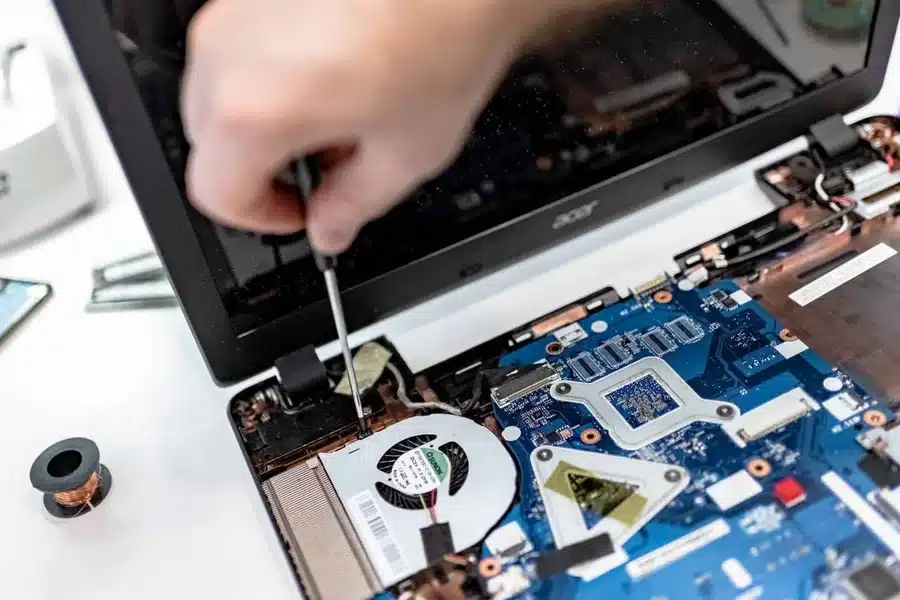 Laptop Breaks Down