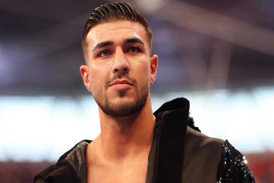 Tommy Fury Weight
