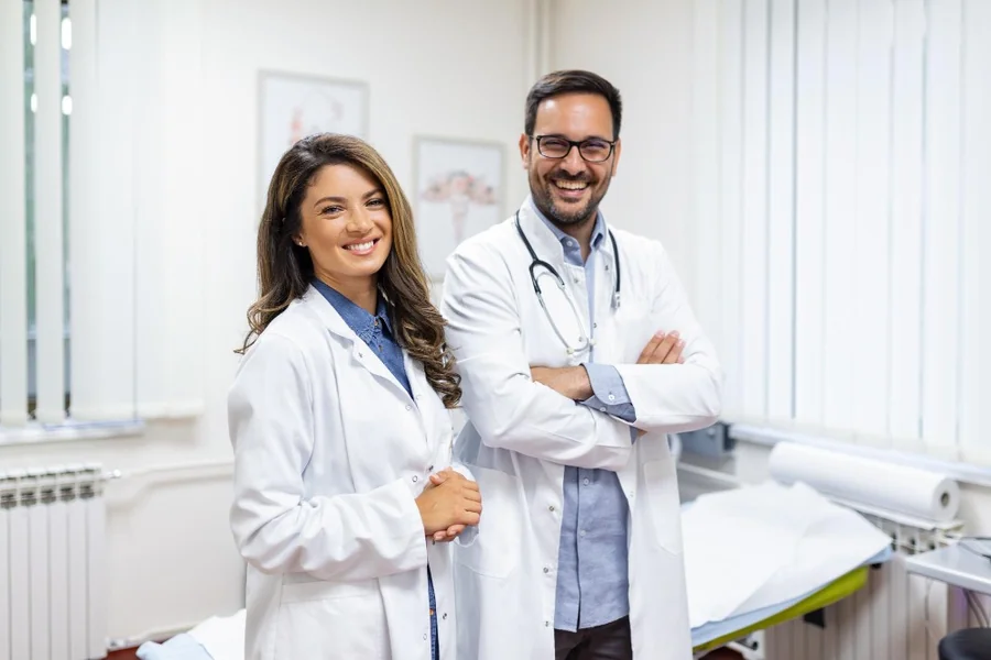 Online Doctors' vs Walk-in Clinics - Which is More Efficient