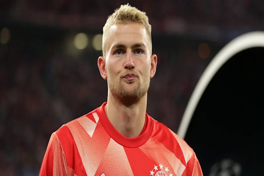 Football legends who conquered multiple leagues