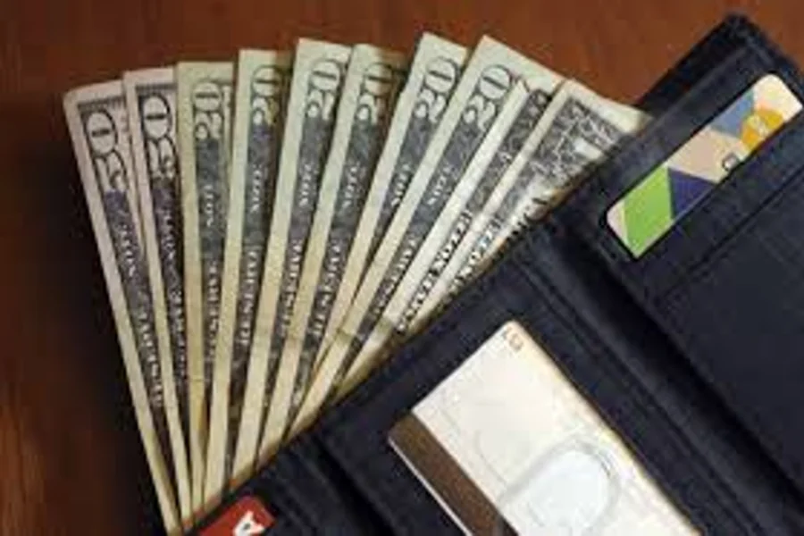 How to Build a Winning Bankroll From Scratch