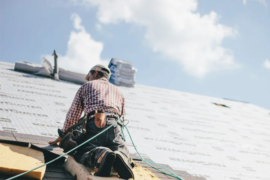 How to Find a Reliable Roofer in Seattle