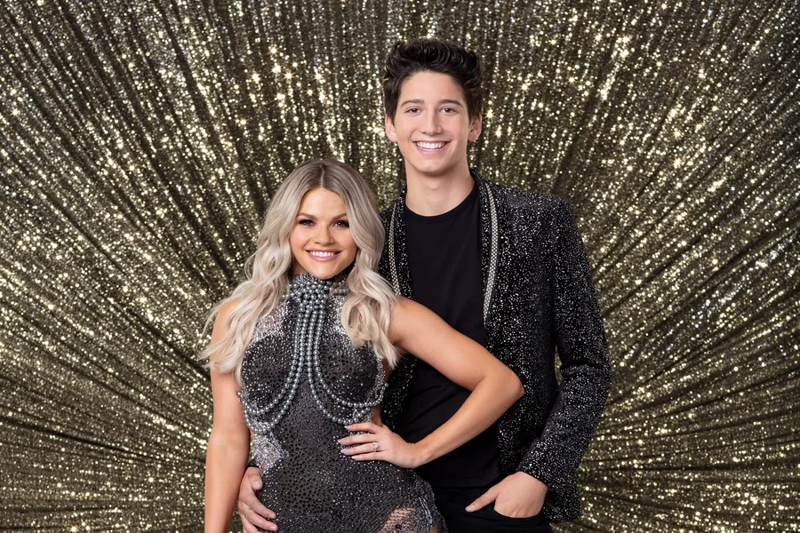 Milo Manheim Height